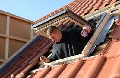 Pose de fenêtres de toit Velux à Néoux